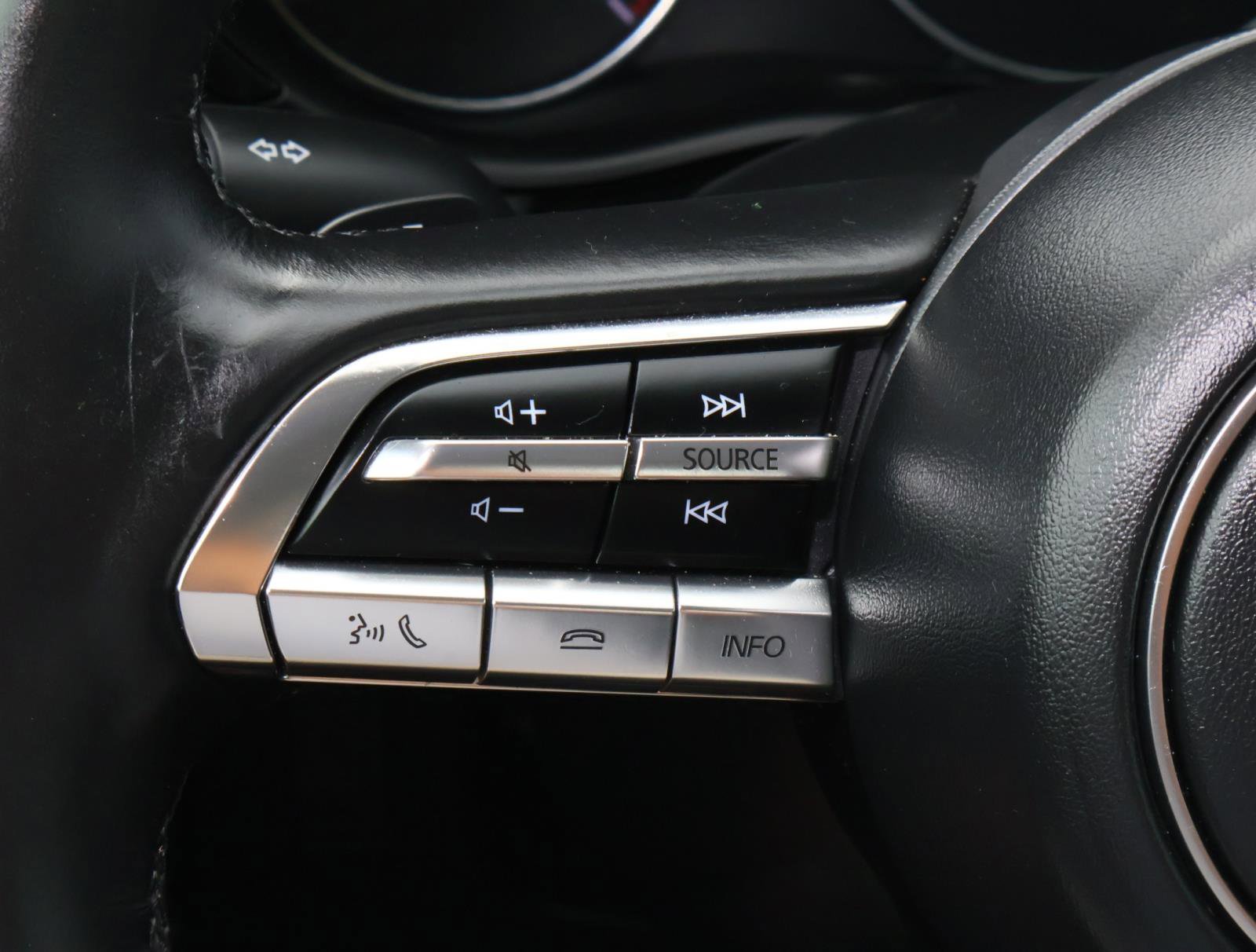 Used 2023 MAZDA MAZDA3 2.5 Turbo Sedan w/Premium Plus image 24