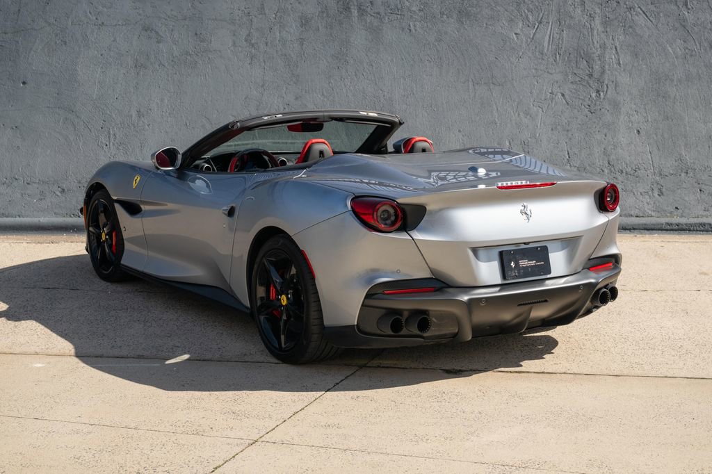 Certified 2022 Ferrari Portofino M image 2
