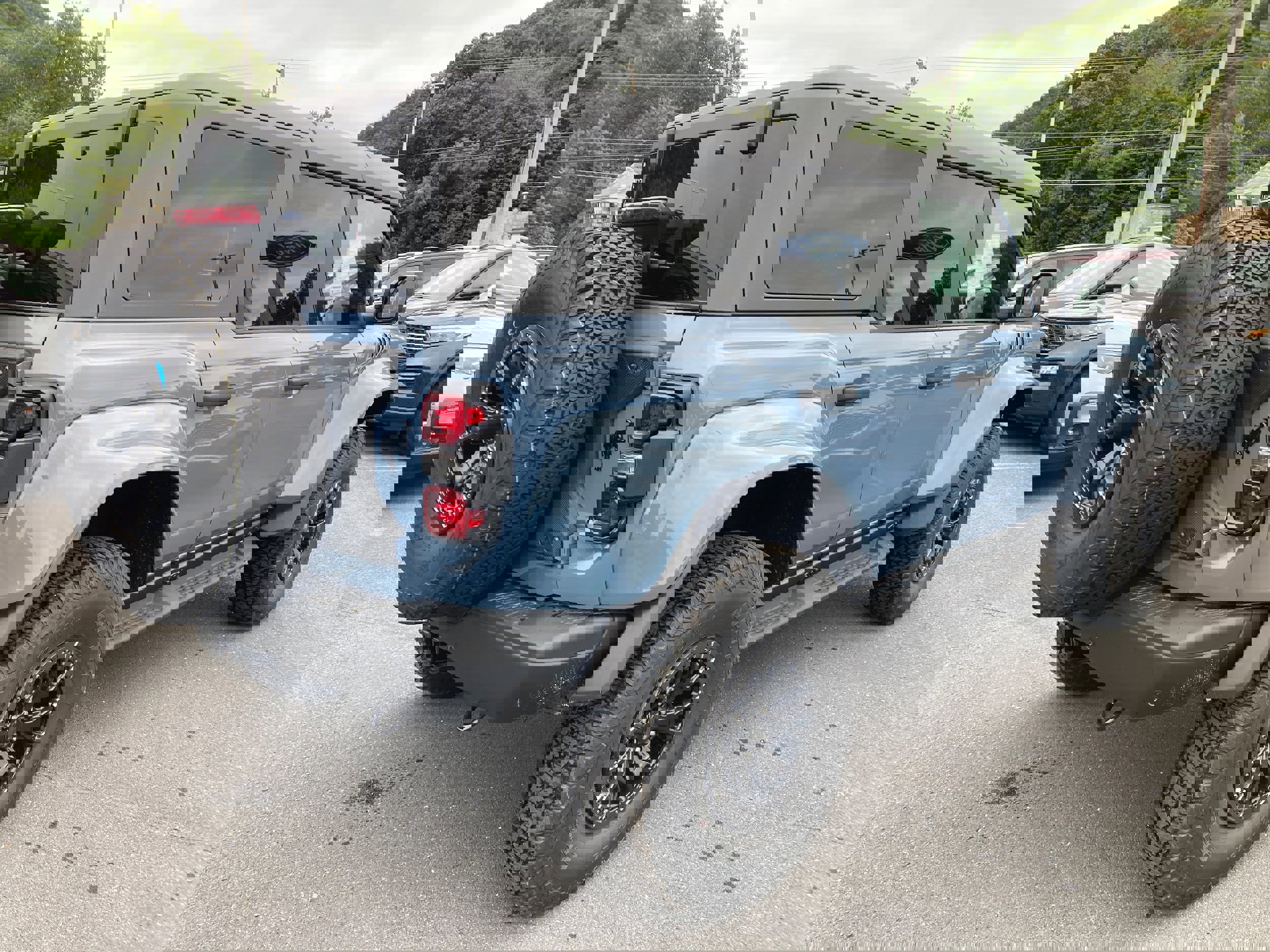 New 2025 Ford Bronco Raptor w/ Interior Carbon Fiber Pack image 11