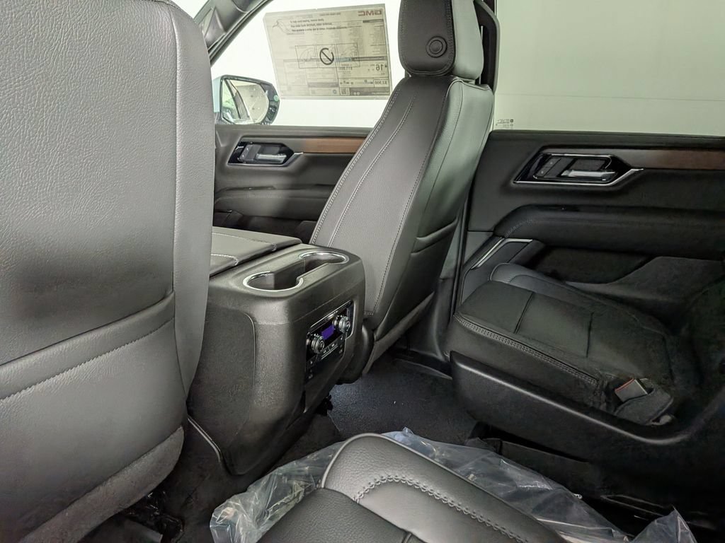 New 2026 GMC Yukon Denali AWD/4WD image 33