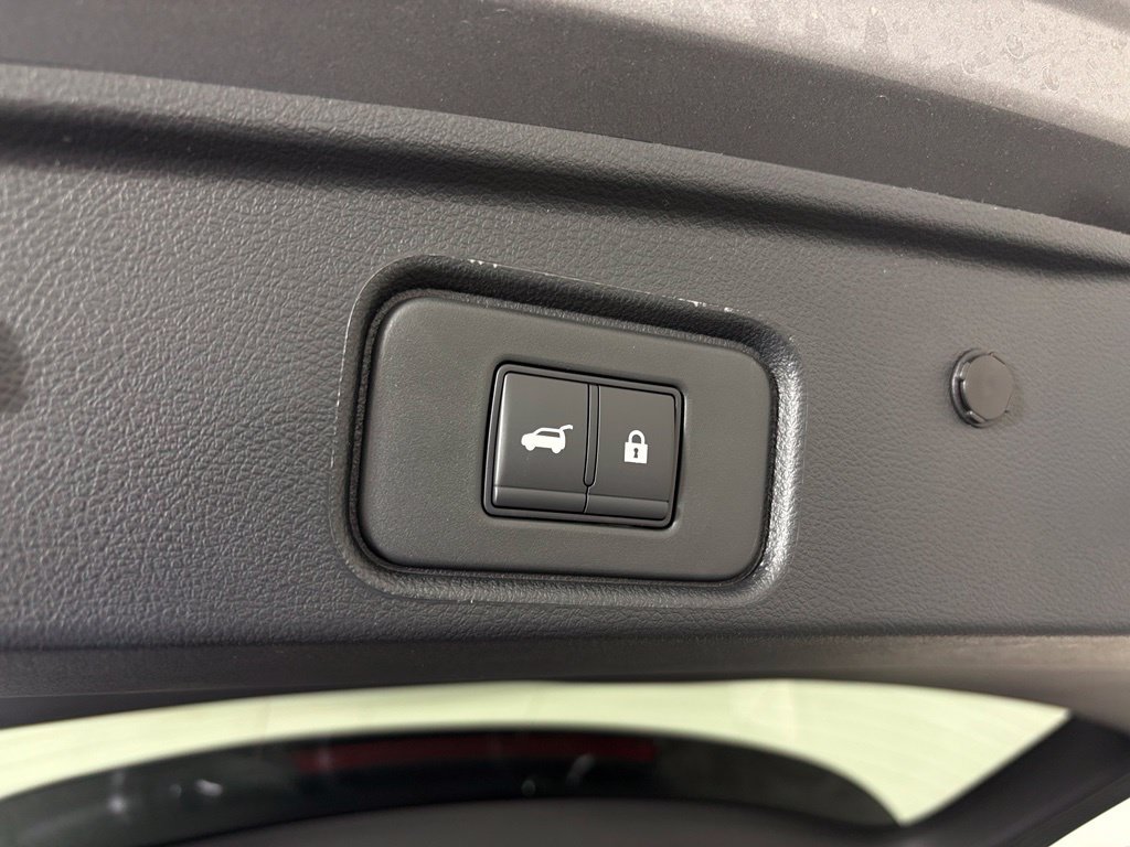 New 2026 Nissan Pathfinder SL FWD image 40