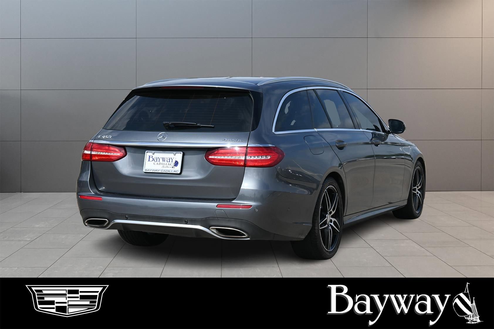 Used 2019 Mercedes-Benz E 450 4MATIC Wagon image 5