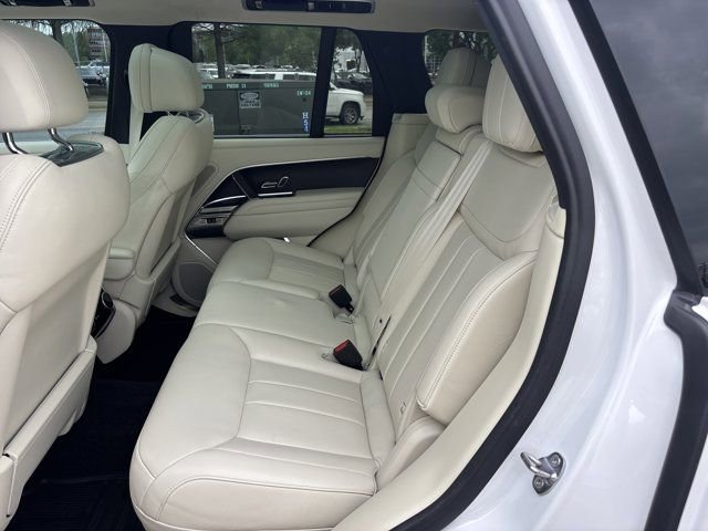 Used 2024 Land Rover Range Rover SE image 17