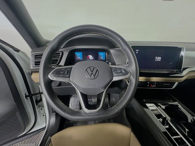 Used 2024 Volkswagen Atlas Cross Sport SE FWD image 14