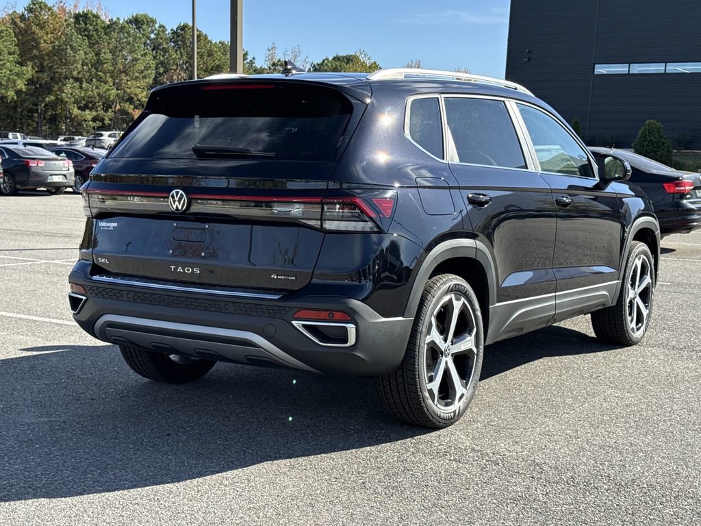 New 2026 Volkswagen Taos SEL image 5