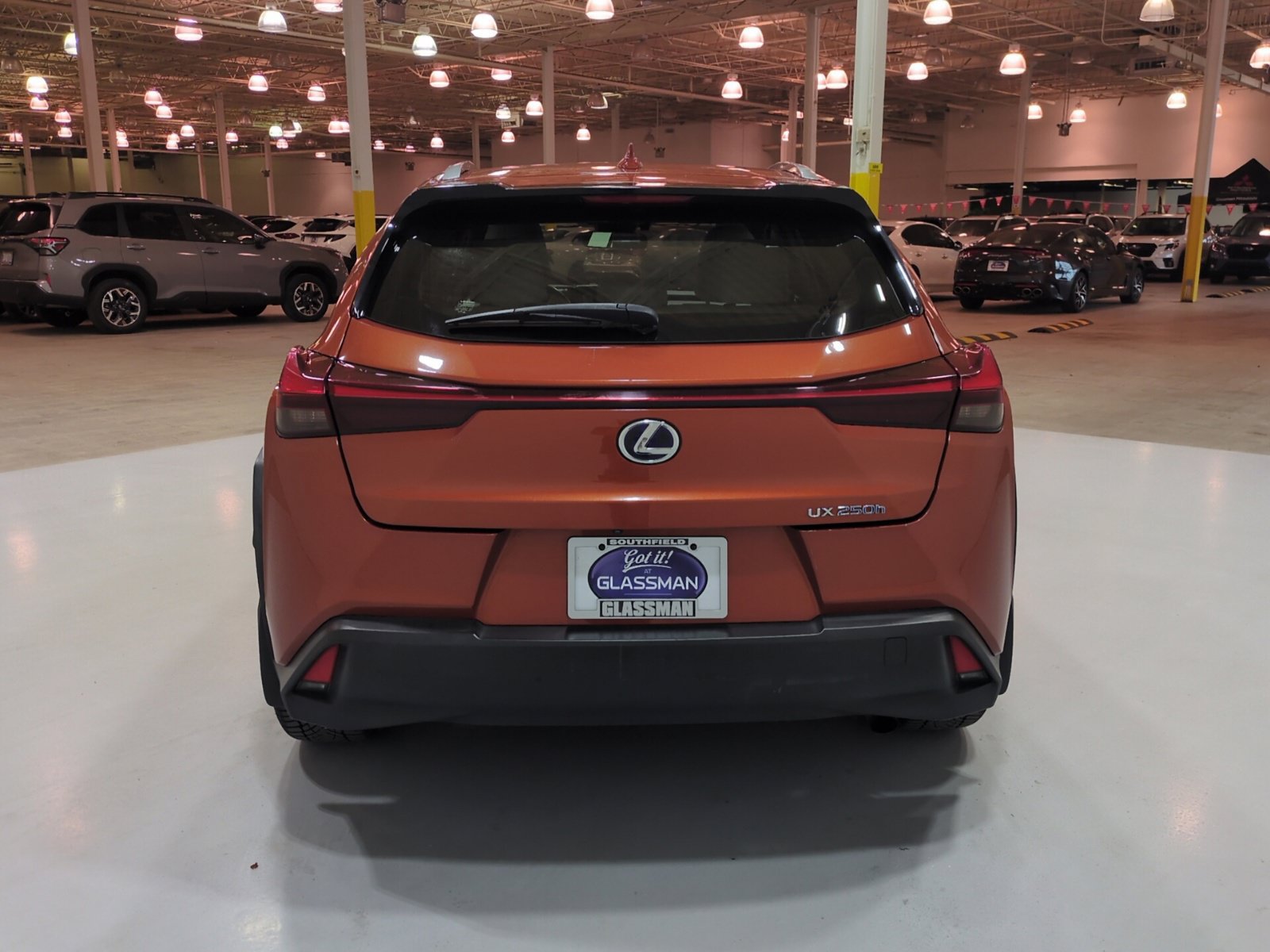 Used 2019 Lexus UX 250h w/ Accessory Package 2 AWD/4WD image 4