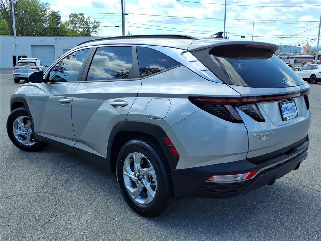 Used 2023 Hyundai Tucson SEL FWD image 6