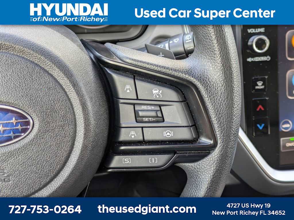 Used 2025 Subaru Crosstrek 2.0i Premium image 34