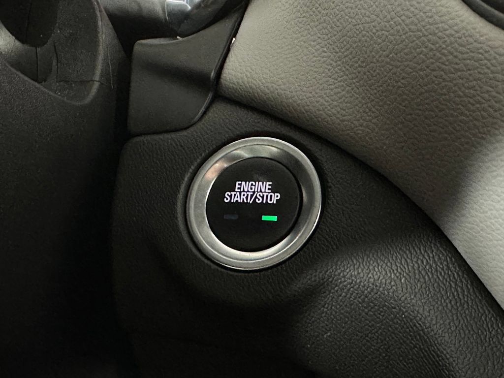 Used 2023 Chevrolet Equinox LT w/ Driver Convenience Package FWD image 21