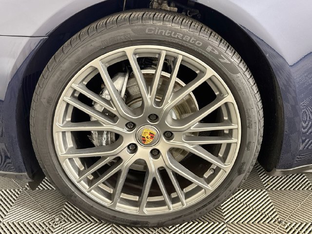 Used 2023 Porsche Panamera 4 Platinum Edition w/ Assistance Package AWD/4WD image 34