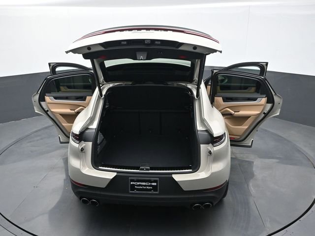 New 2026 Porsche Cayenne Coupe image 26