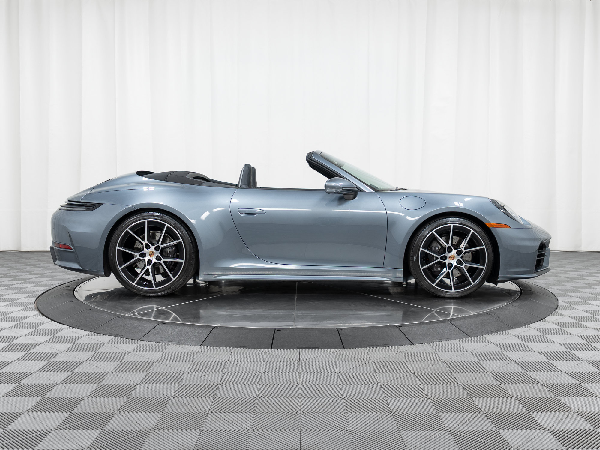 Certified 2026 Porsche 911 Carrera T RWD image 8