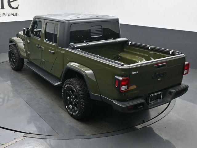 Used 2023 Jeep Gladiator Sport AWD/4WD image 39