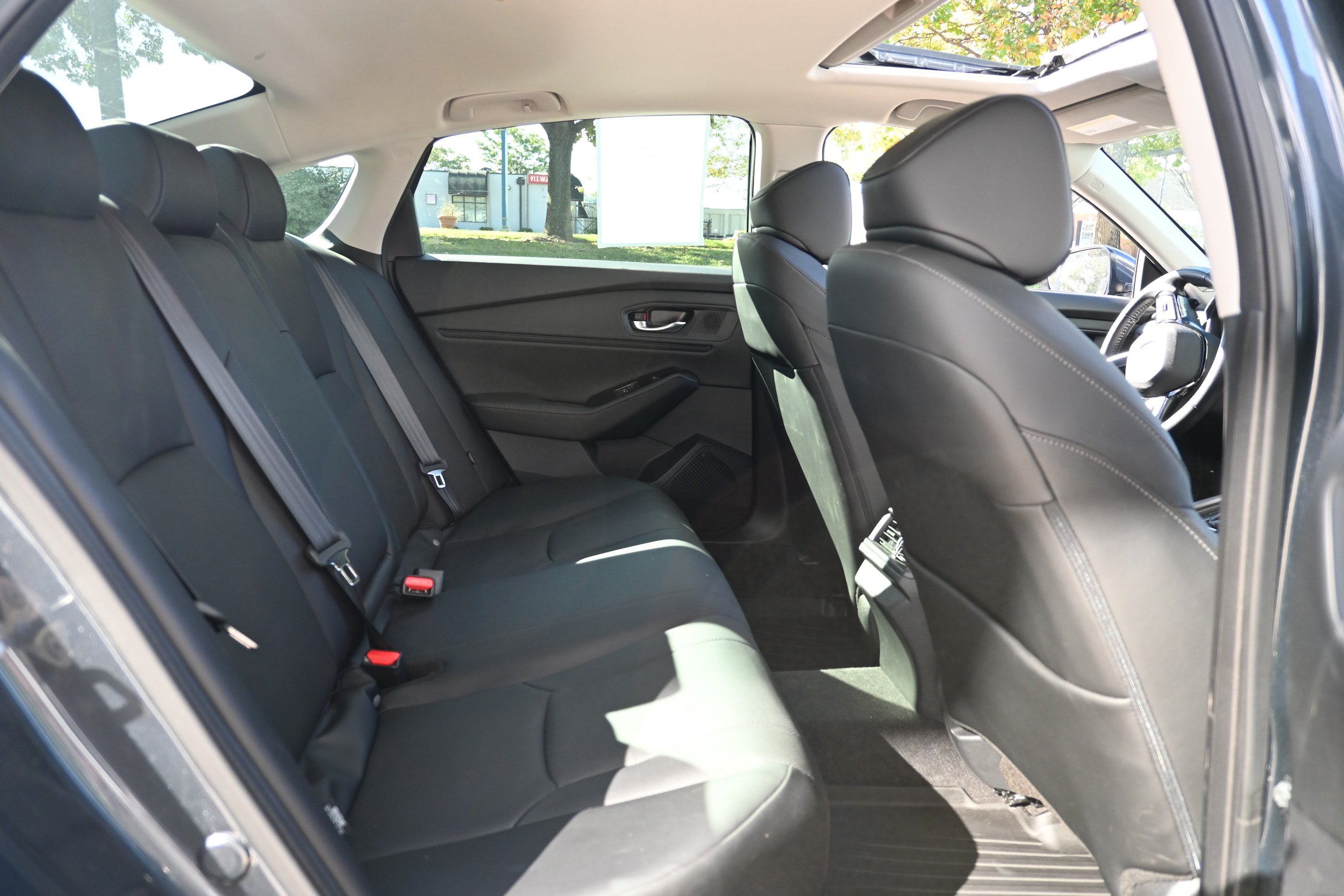 Used 2023 Honda Accord Touring image 9