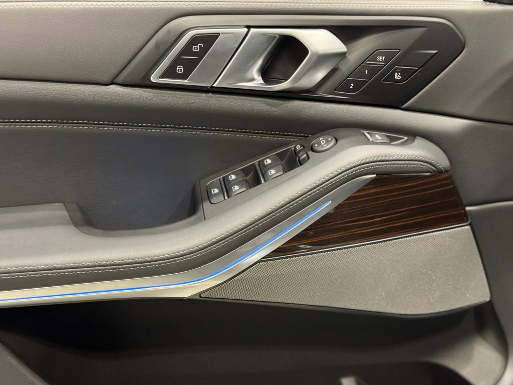 Used 2026 BMW X5 xDrive40i w/ Off-Road Package image 16