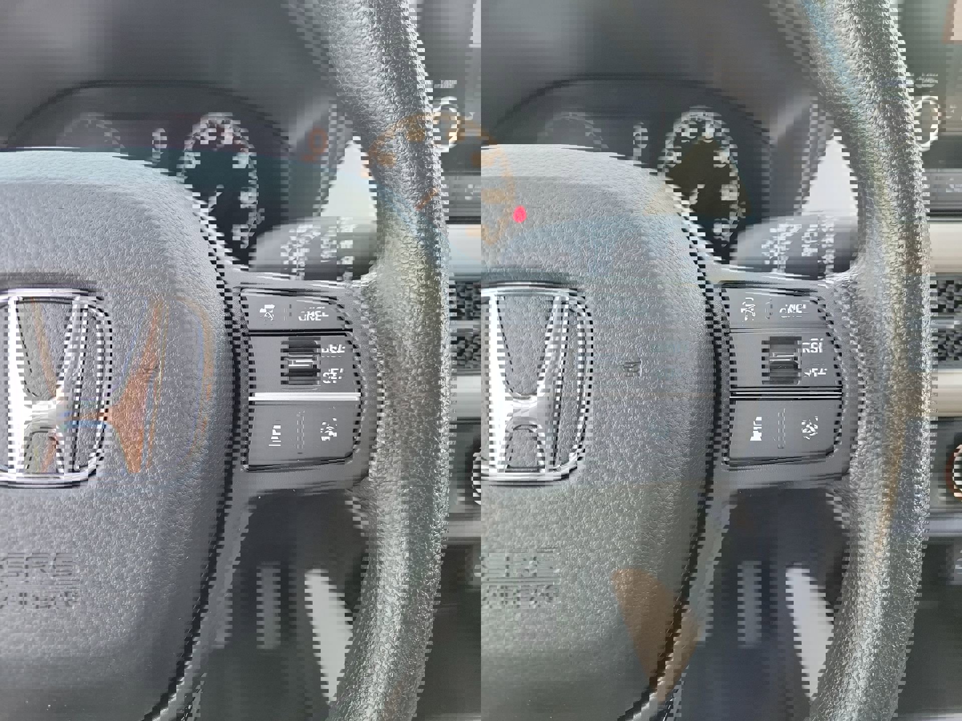 Used 2023 Honda HR-V LX image 30