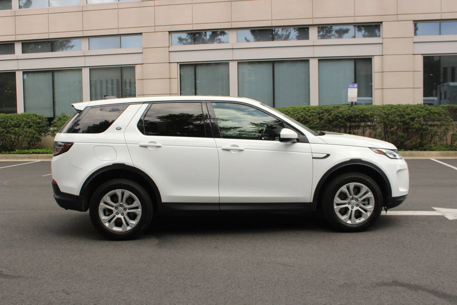 Used 2020 Land Rover Discovery Sport S AWD/4WD image 6