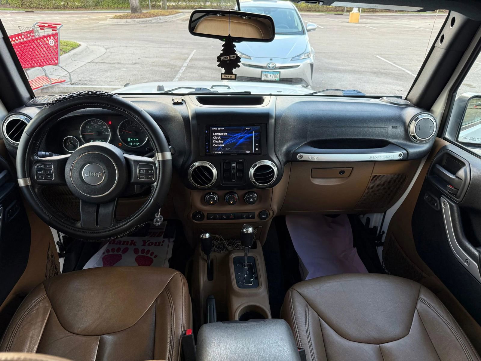 Used 2017 Jeep Wrangler Unlimited Sahara w/ Connectivity Group image 10