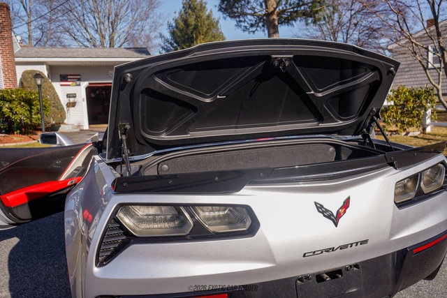 Used 2015 Chevrolet Corvette Z06 w/ 3LZ Preferred Equipment Group image 48