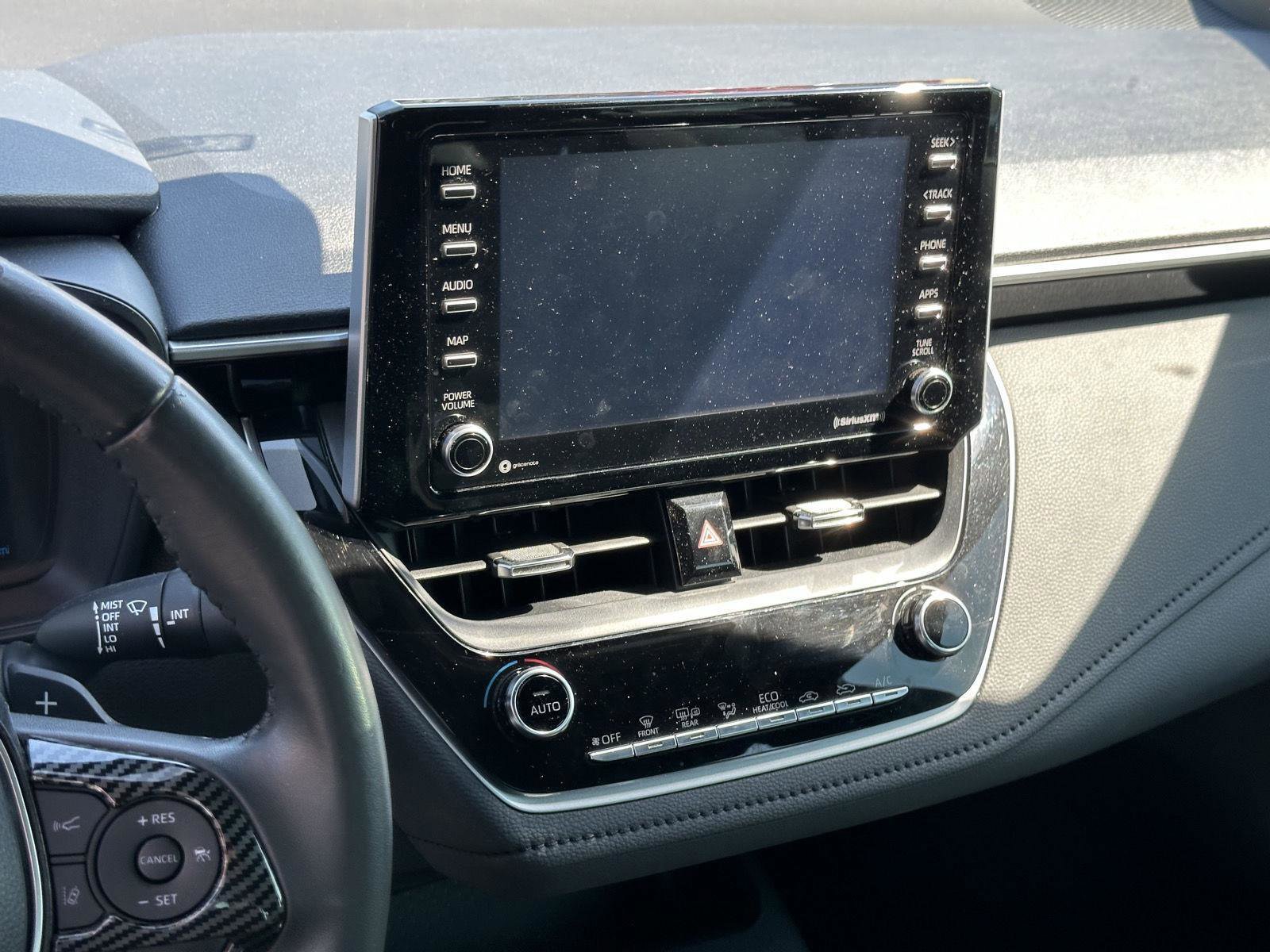 Used 2021 Toyota Corolla SE FWD image 11