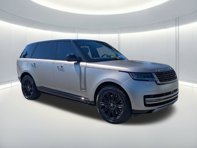 Used 2025 Land Rover Range Rover Long Wheelbase Autobiography AWD/4WD image 16