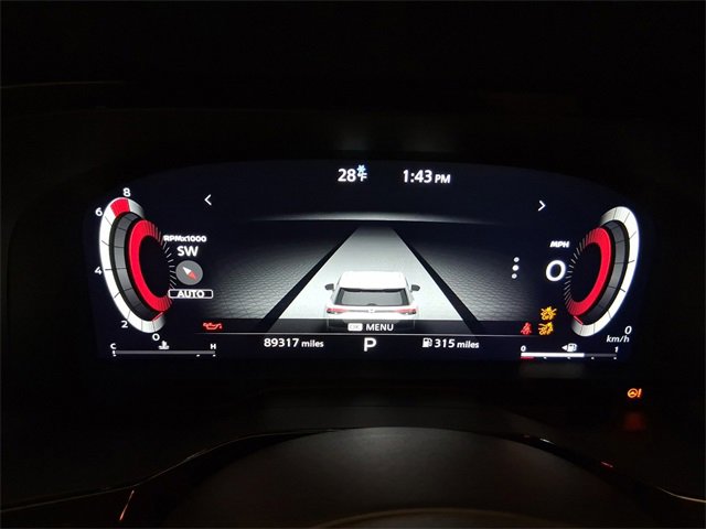 Used 2024 Nissan Pathfinder Platinum w/ Black Appearance Package image 25