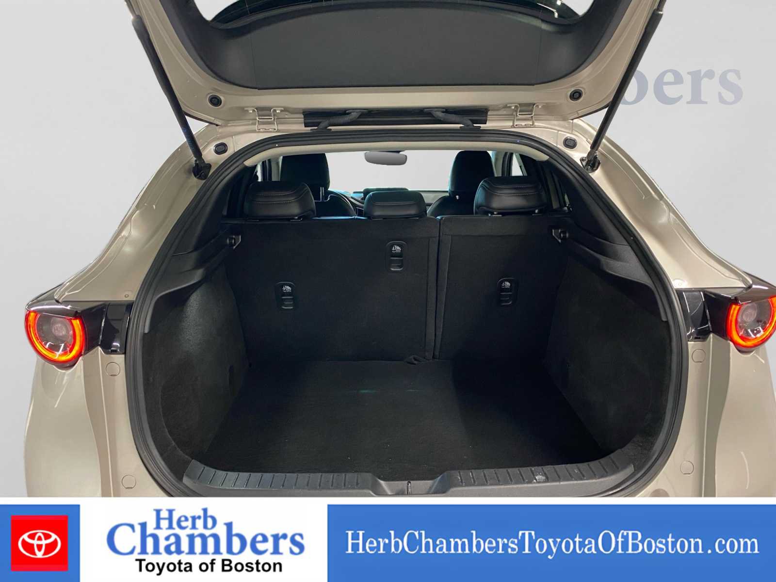Used 2024 MAZDA CX-30 AWD 2.5 S w/ Select Sport Pkg image 4