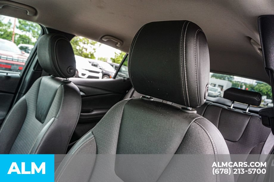 Used 2025 Buick Encore GX Preferred FWD image 18