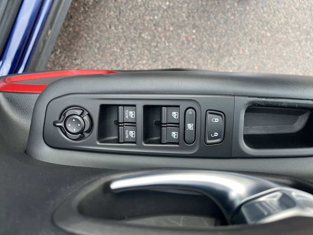 Used 2020 Jeep Renegade Trailhawk w/ Cold Weather Group image 13