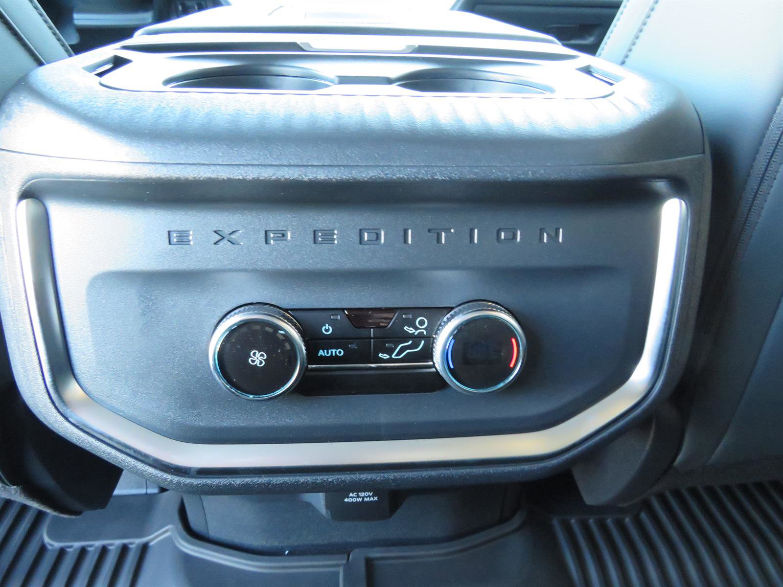 New 2026 Ford Expedition Max Active AWD/4WD image 24