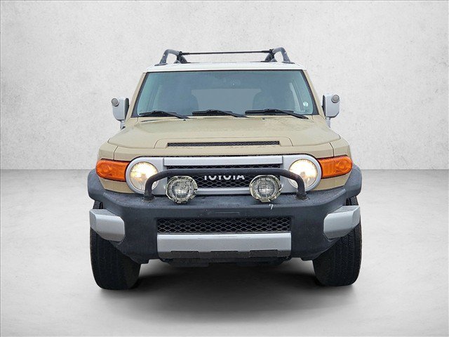 Used 2012 Toyota FJ Cruiser 2WD w/ Convenience Pkg image 2