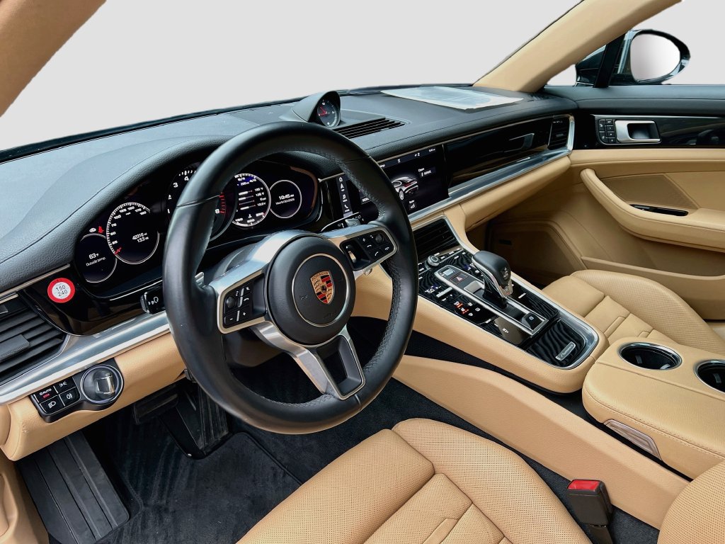 Certified 2018 Porsche Panamera 4 AWD/4WD image 4