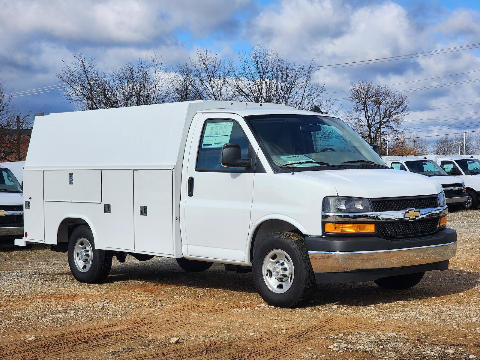 New 2025 Chevrolet Express 3500 w/ Power Convenience Package RWD image 12