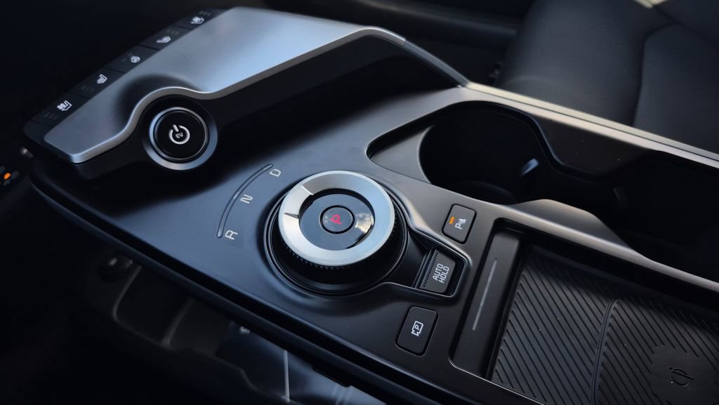 New 2025 Kia EV6 Wind image 23