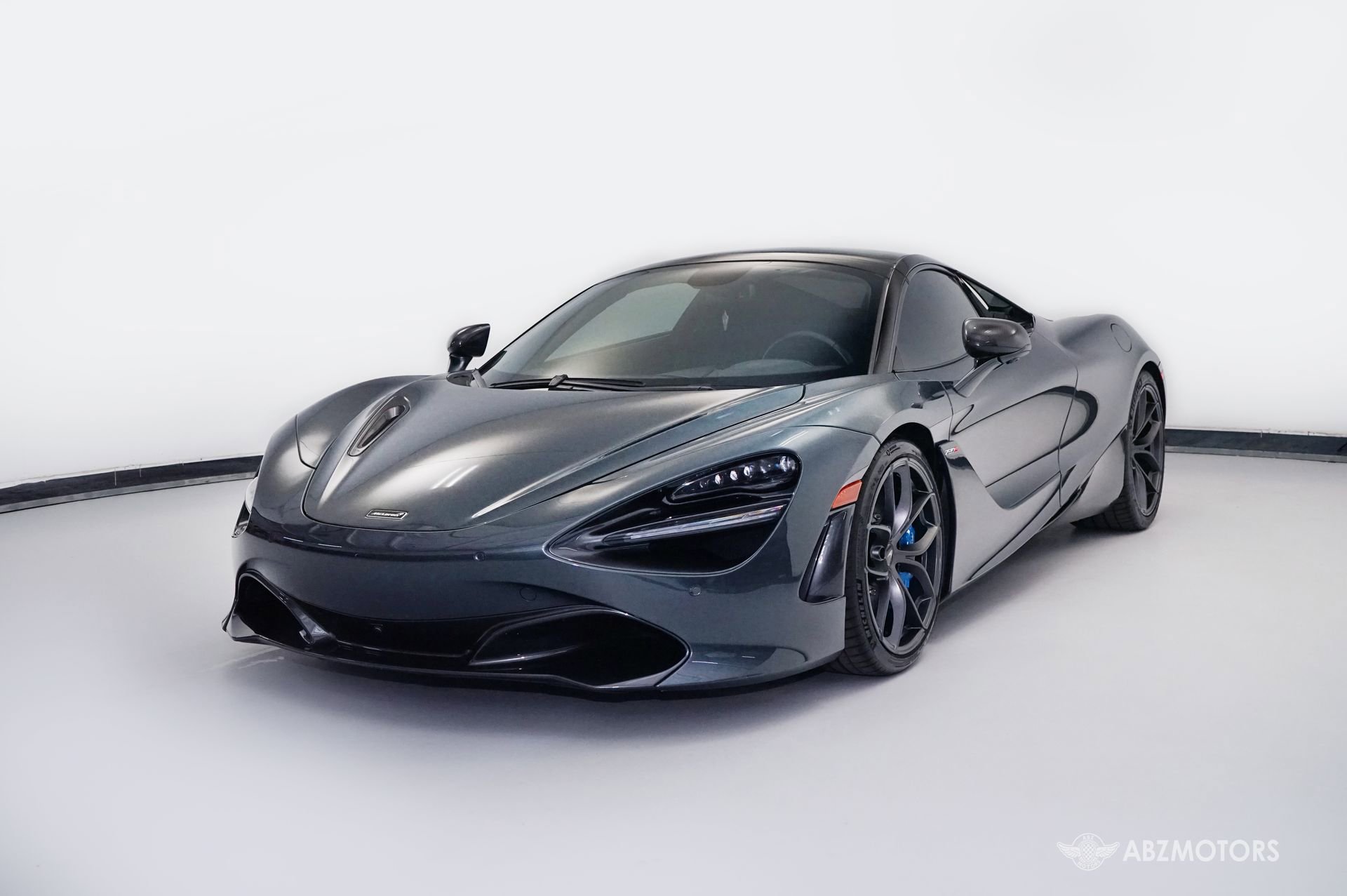 Used 2020 McLaren 720S Spider RWD image 2