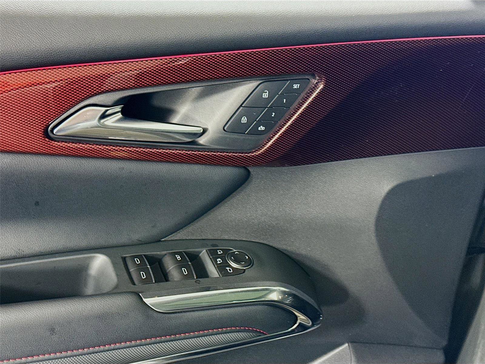 New 2026 Chevrolet Traverse RS image 13