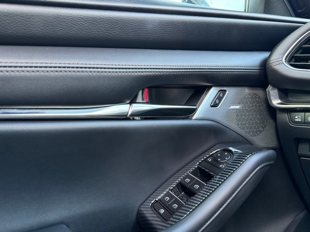 Used 2024 MAZDA MAZDA3 Hatchback w/Premium Plus Pkg image 12