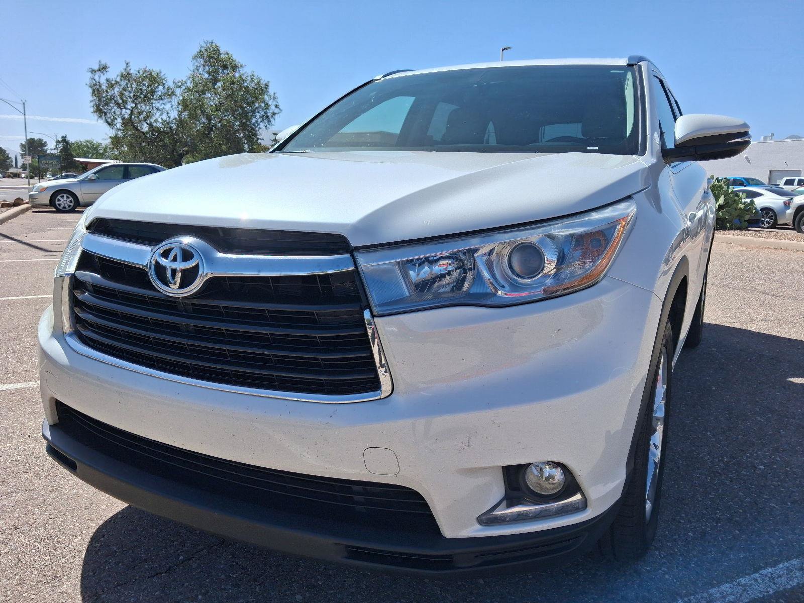 Used 2014 Toyota Highlander Limited FWD image 10