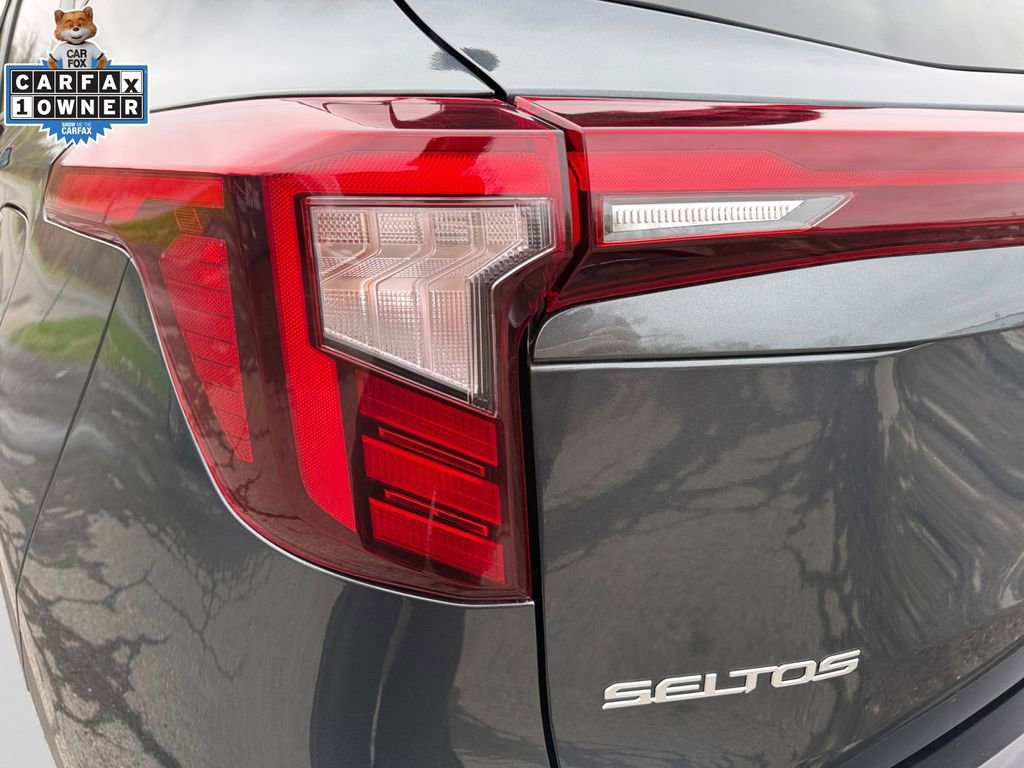 Certified 2025 Kia Seltos S FWD image 21