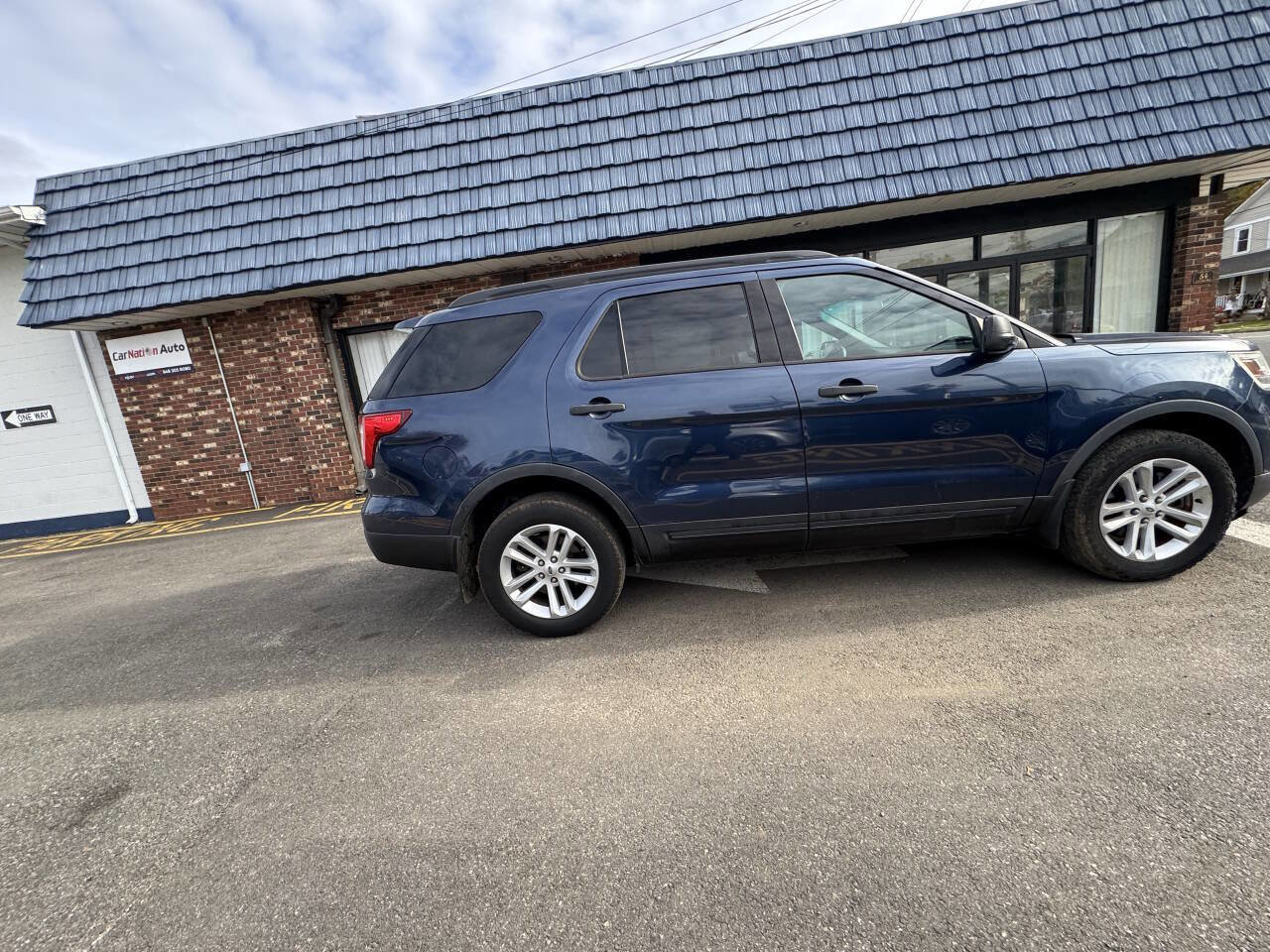 Used 2016 Ford Explorer Base AWD 4dr SUV image 6