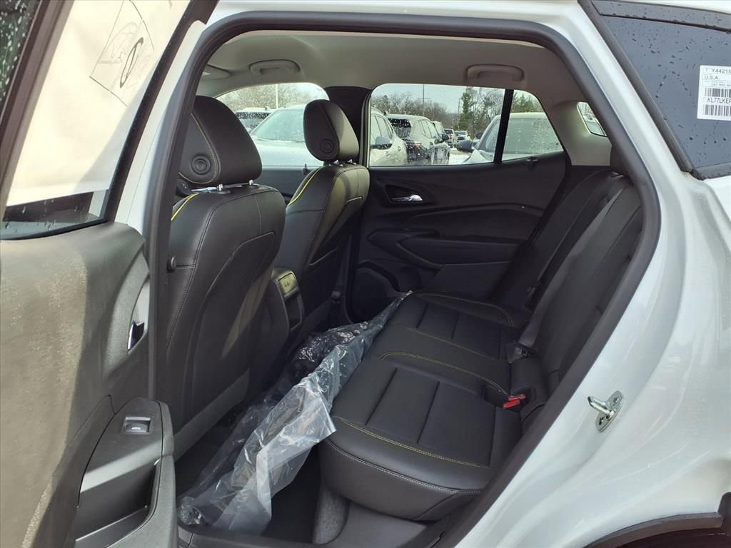 New 2026 Chevrolet Trax ACTIV w/ Driver Confidence Package image 9