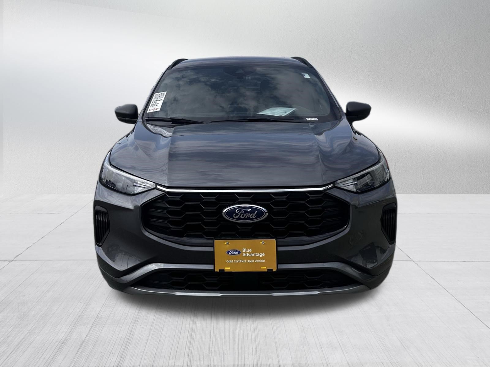 Certified 2023 Ford Escape ST-Line AWD/4WD image 2