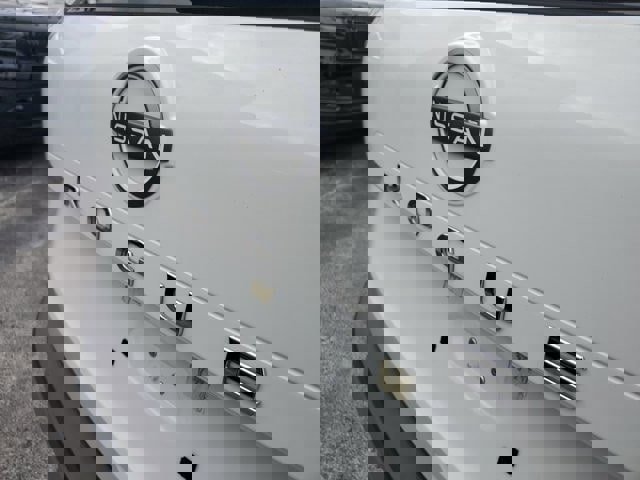 Used 2023 Nissan Rogue S image 11