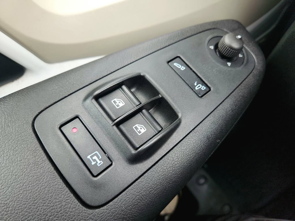 Used 2022 RAM ProMaster 2500 w/ Driver Convenience Group FWD image 20