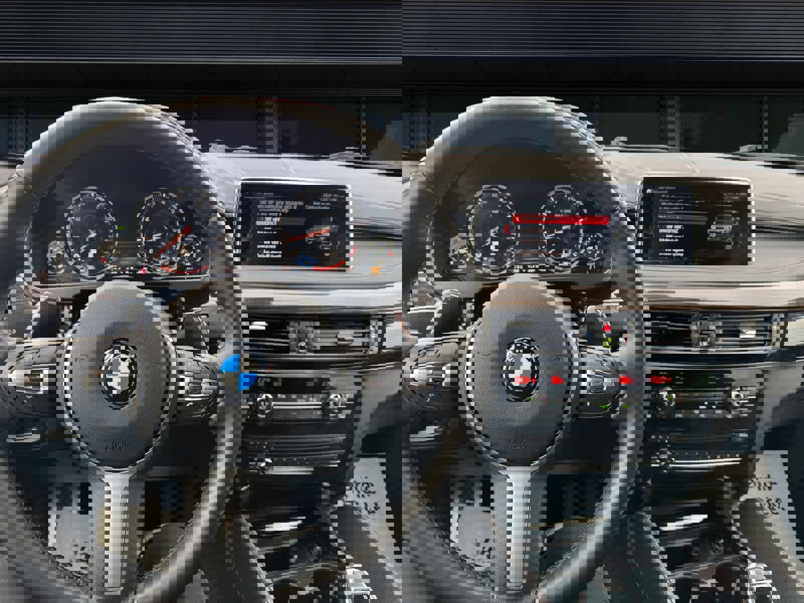 Used 2018 BMW X6 xDrive50i w/ M Sport Package image 4