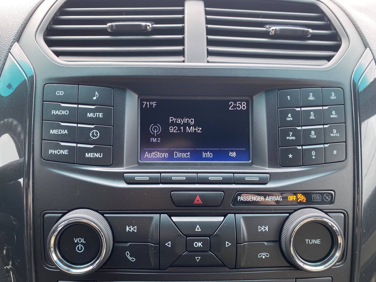 Used 2017 Ford Explorer 4WD image 28