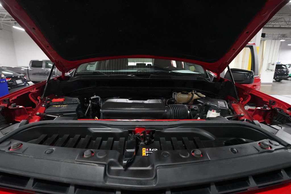 Used 2020 Chevrolet Silverado 1500 RST AWD/4WD image 3
