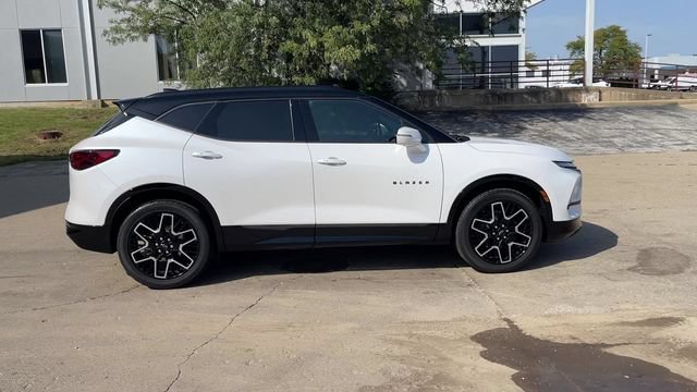 Certified 2024 Chevrolet Blazer RS w/ Driver Confidence II Package AWD/4WD image 9