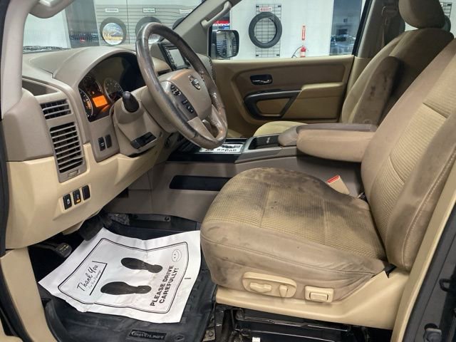 Used 2015 Nissan Titan SV w/ SV Value Truck Package image 20