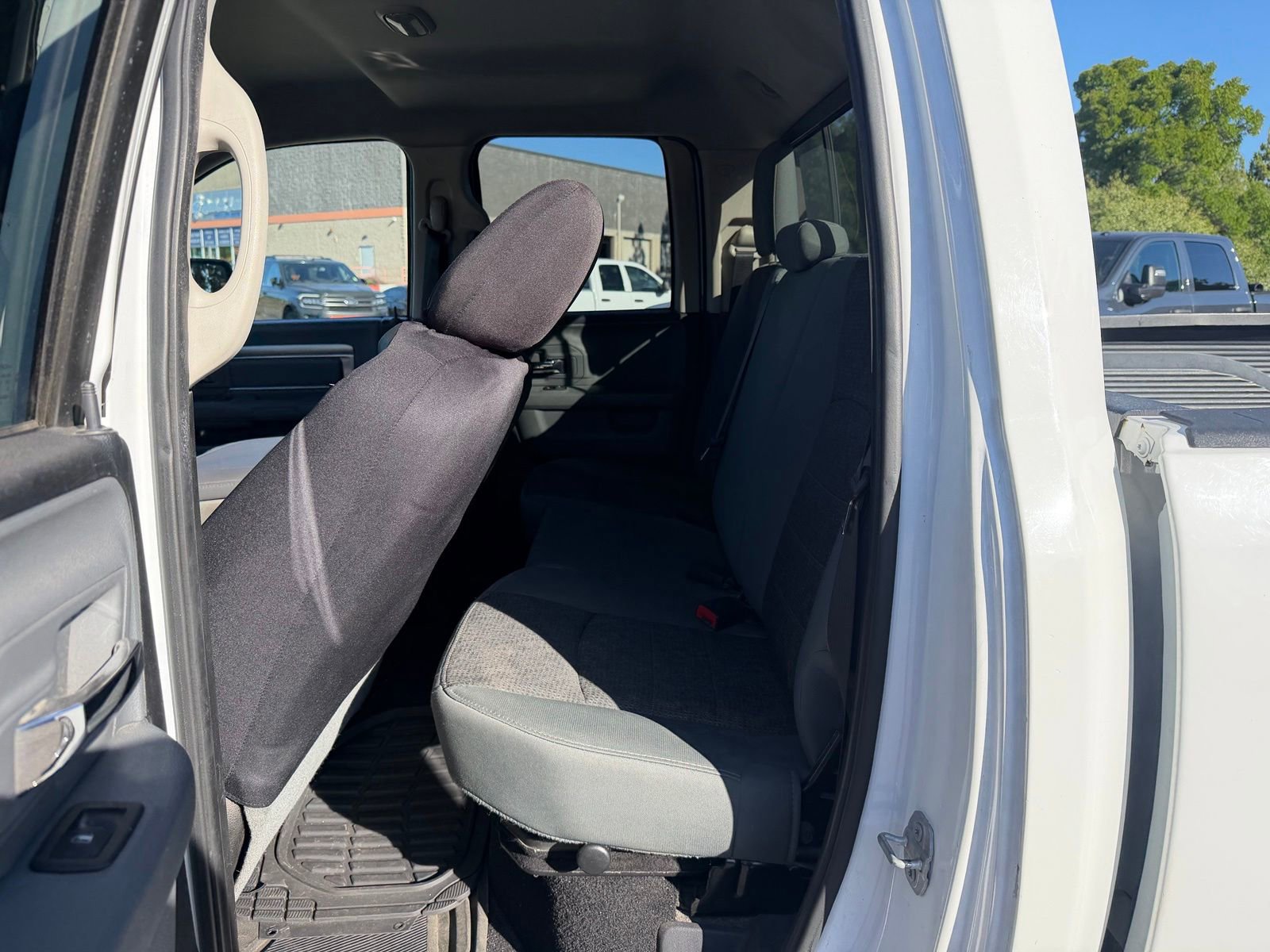 Used 2015 RAM 1500 Big Horn AWD/4WD image 12